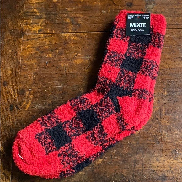 Mixit Accessories - Fuzzy Red & Black Checkered Socks